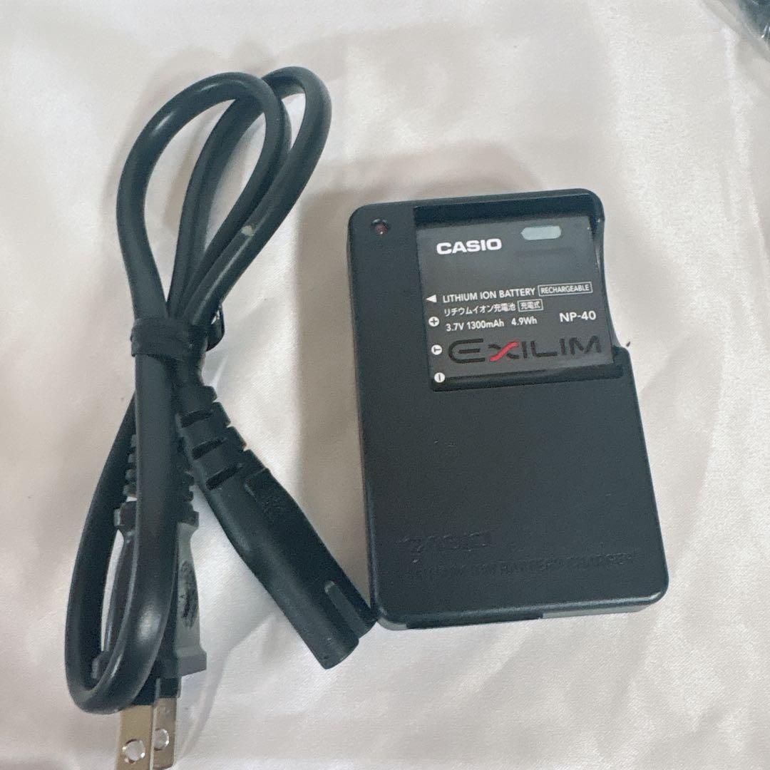 【超美品】CASIO カシオ EXILIM EX-Z300 ピンク コンデジ