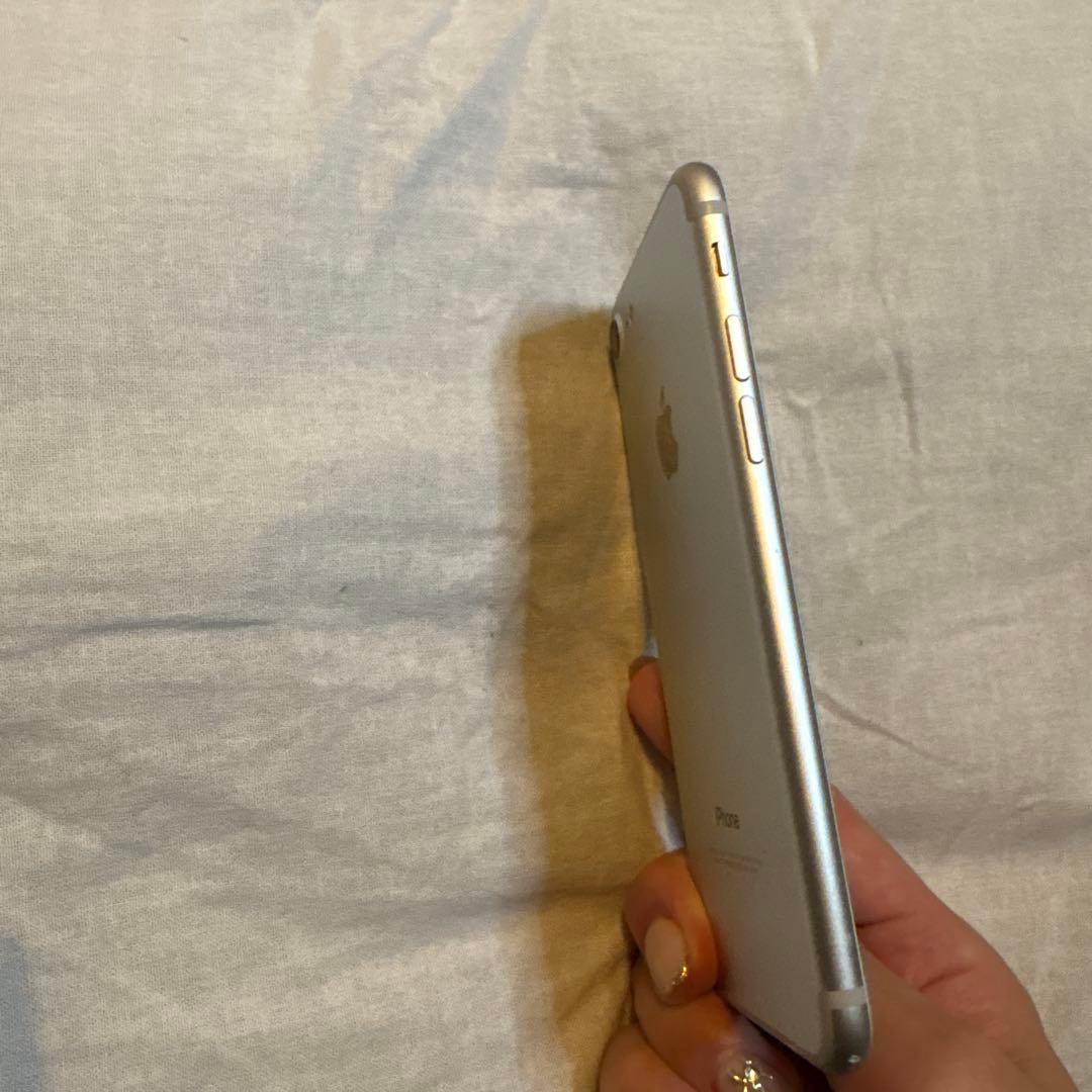【美品】256GB iPhone 7 シルバー 本体