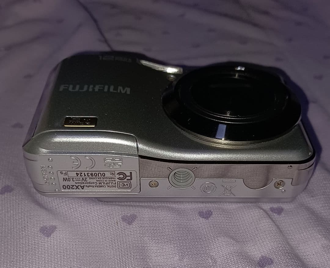 FUJIFILM　FinePix ax200 デジタルカメラ