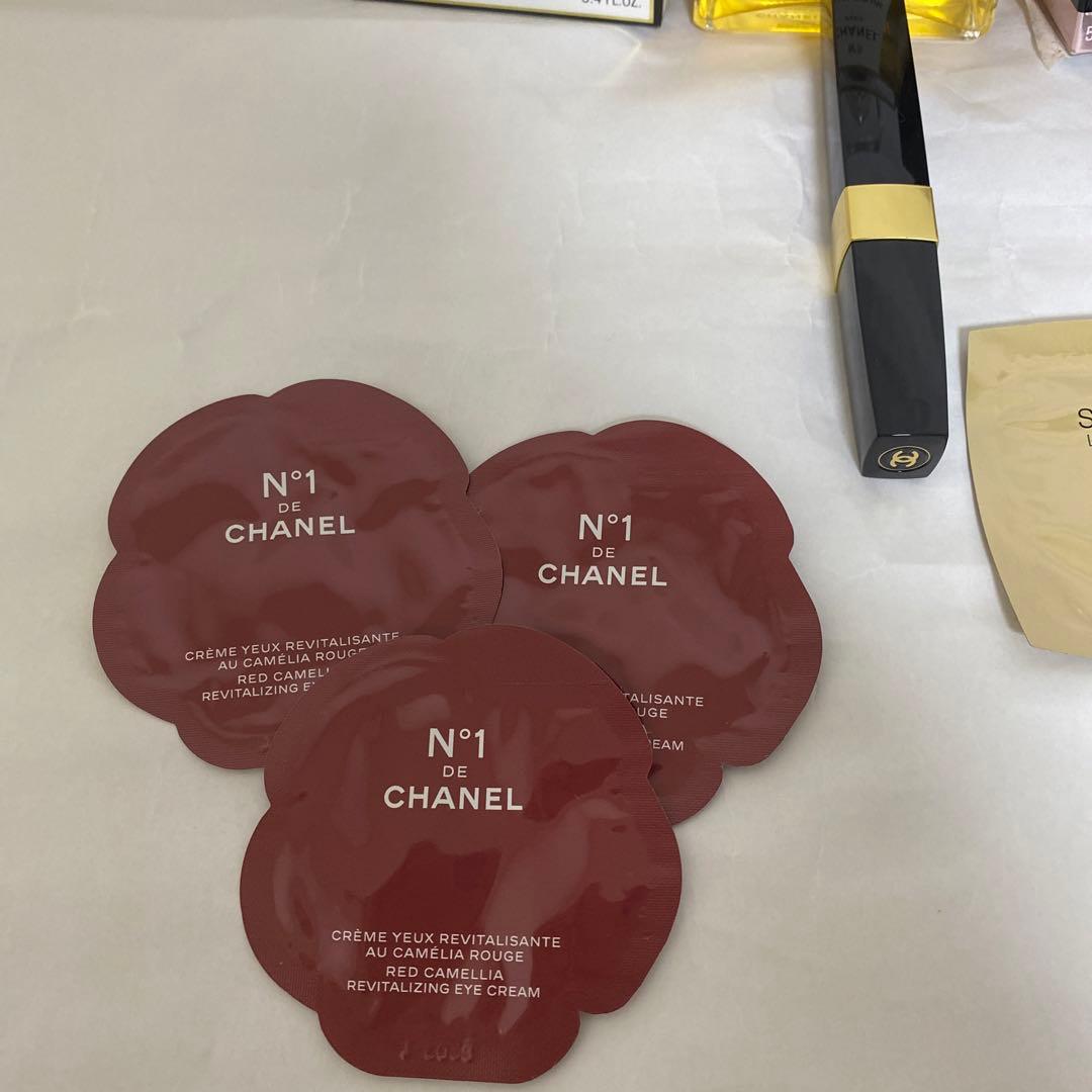 CHANEL ビューティーセット