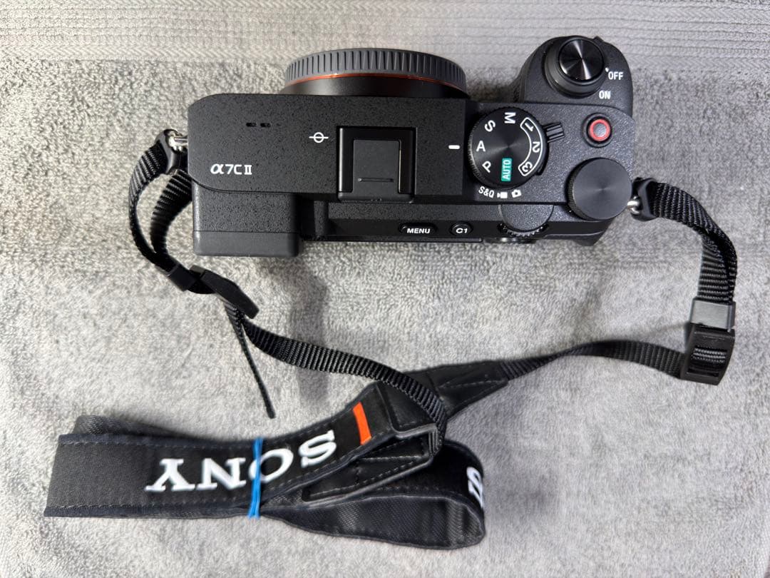 SONY α7C II (シャッター数407回)予備バッテリー、チャージャー付き