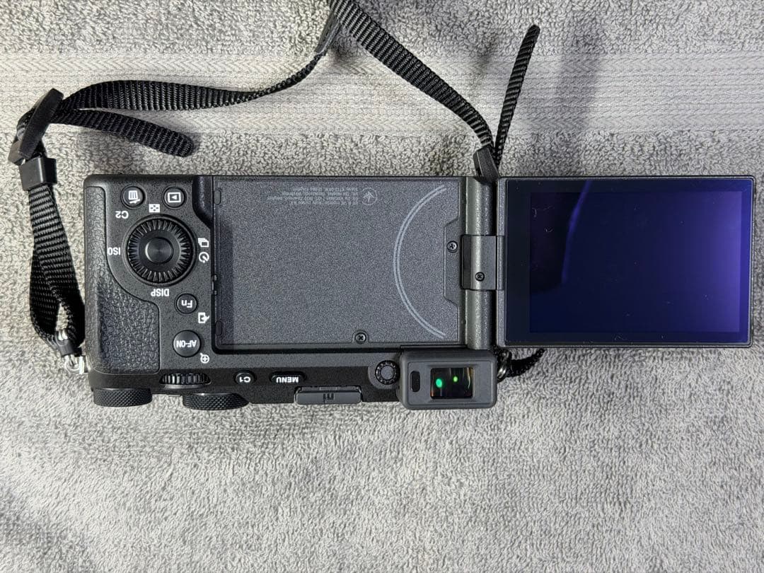 SONY α7C II (シャッター数407回)予備バッテリー、チャージャー付き