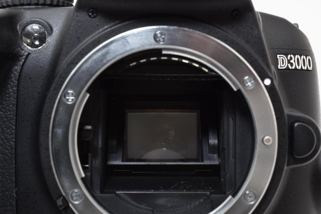 美品 ニコン D3000 10.2MP DSLR カメラ本体 #2806142