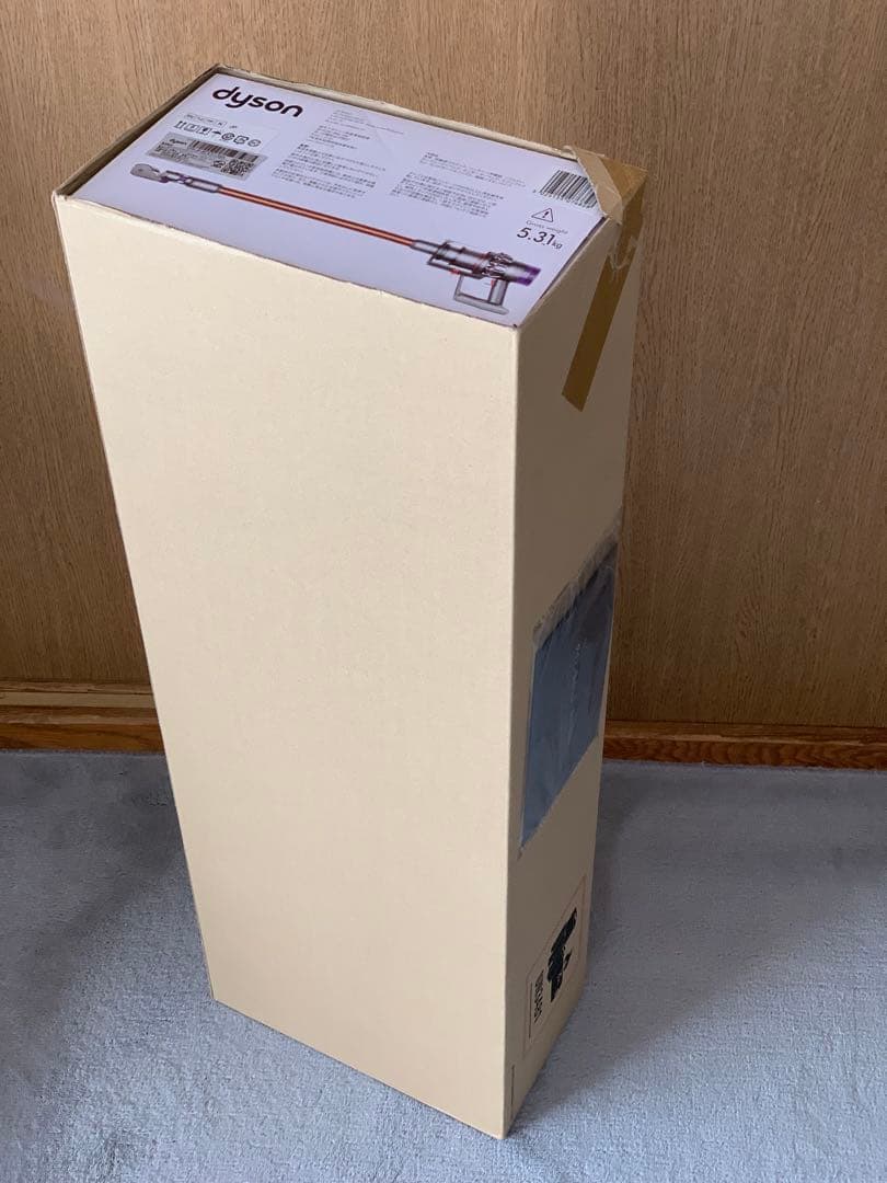 【新品未開封】ダイソンクリーナー V10 Fluffy (SV12)