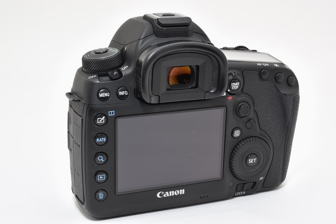 ■ほぼ新品■ キヤノン EOS 5D Mark Ⅳ #C940