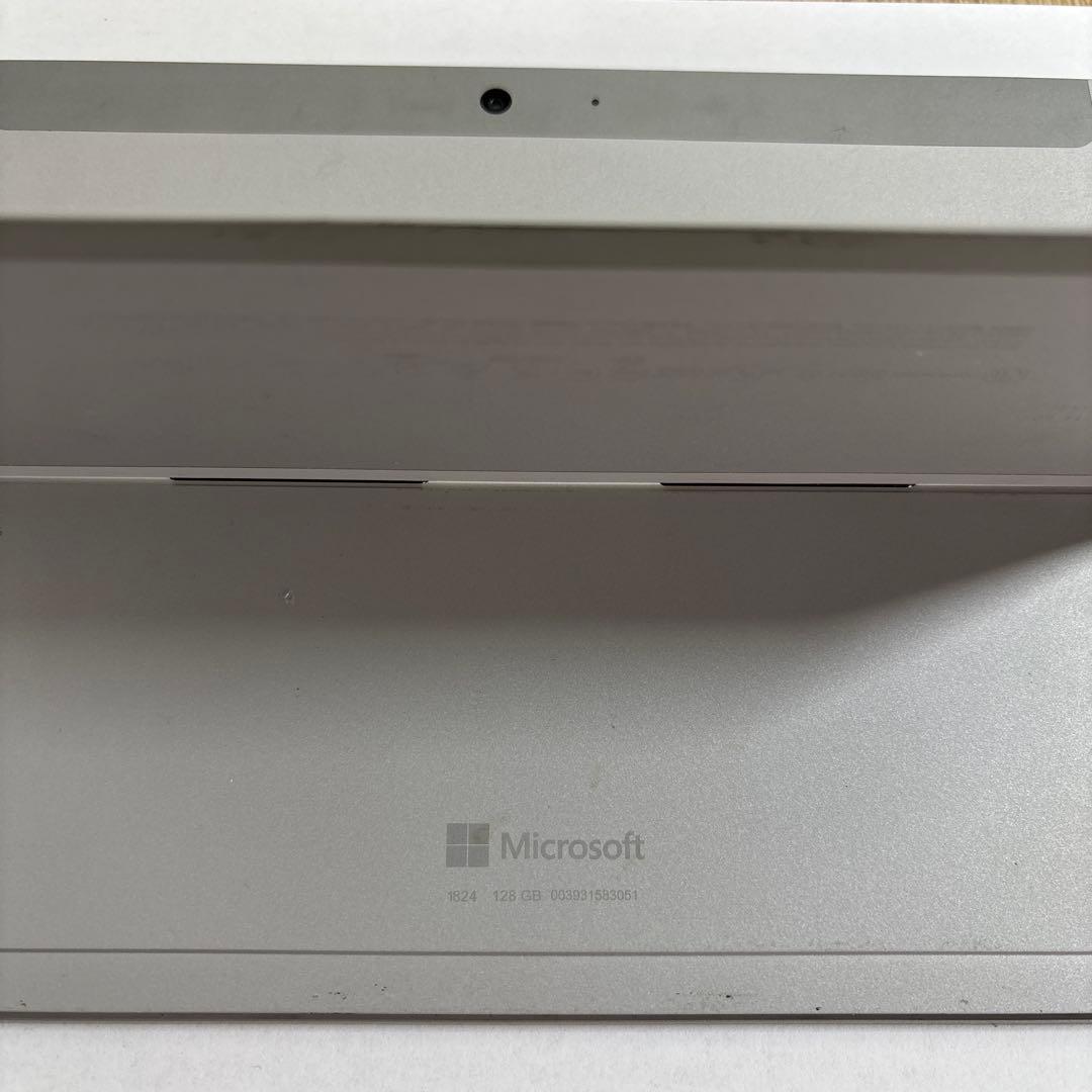 Surface 1824 pentium 4415Yメモリ8GBSSD128GB