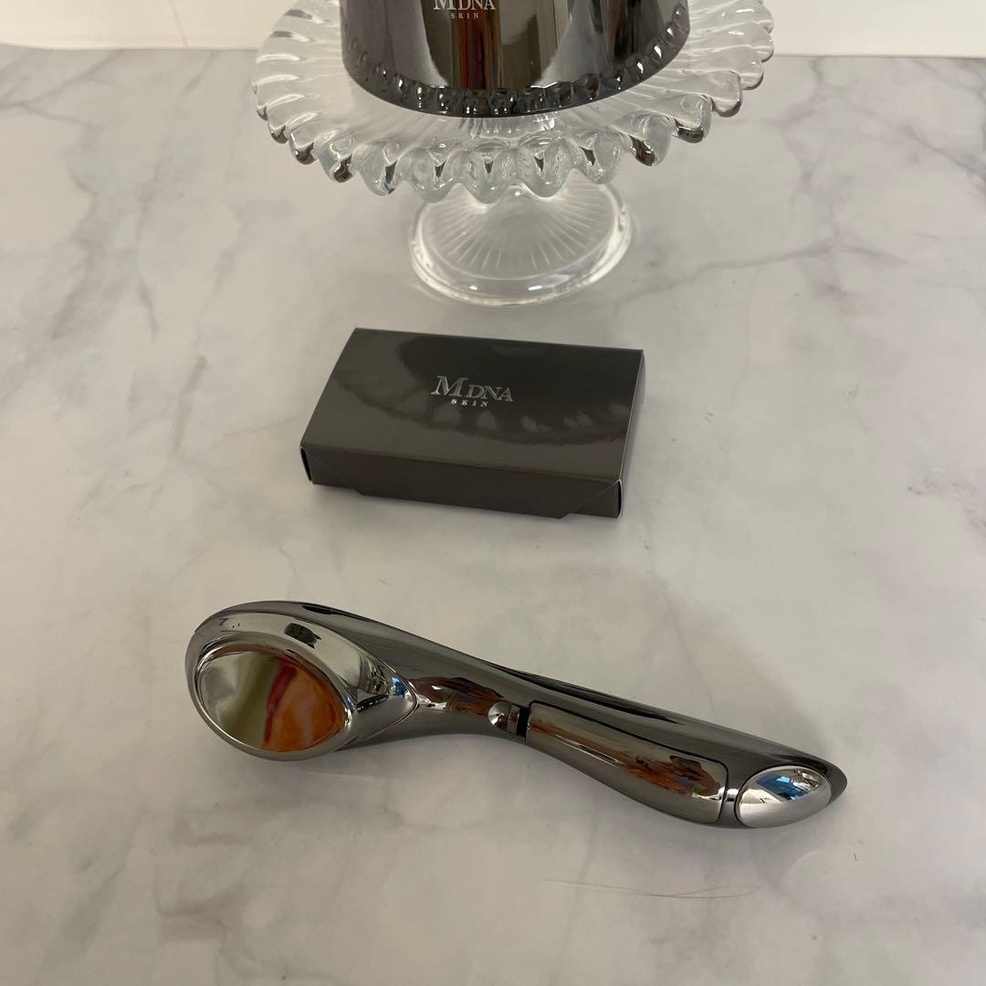 MDNA 美顔器