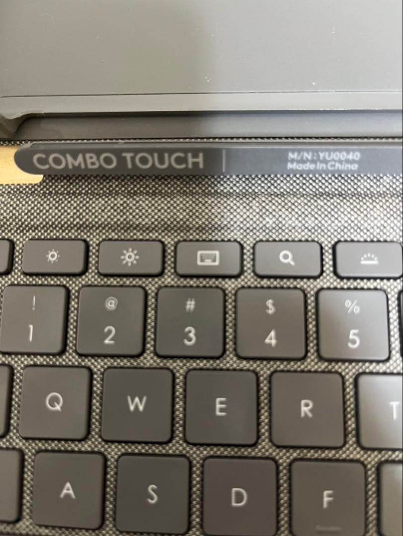 COMBO TOUCH iPad用キーボードカバー グレー