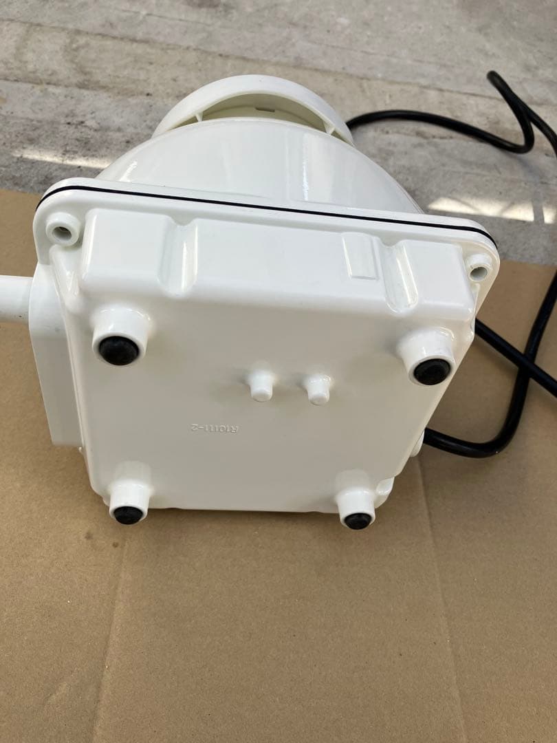 浄化槽、水槽エアーポンプ　フジクリーン60Ｌ