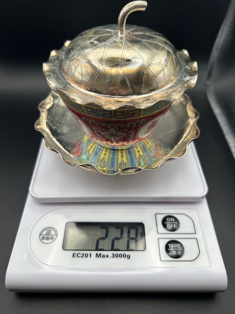 銀製ペアカップ 香港老舗 Wai Kee 純銀925×景徳鎮 蓋付茶碗 460g