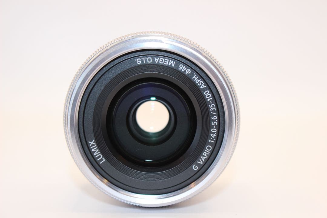 ★美品★フード付き★ LUMIX 望遠レンズ　35-100mm 手ぶれ補正付き