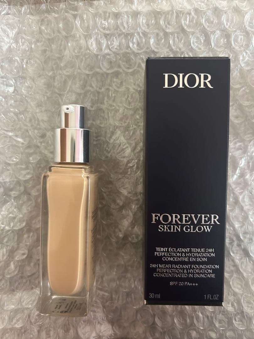 DIOR フォーエヴァースキングロウ ファンデーション 1N