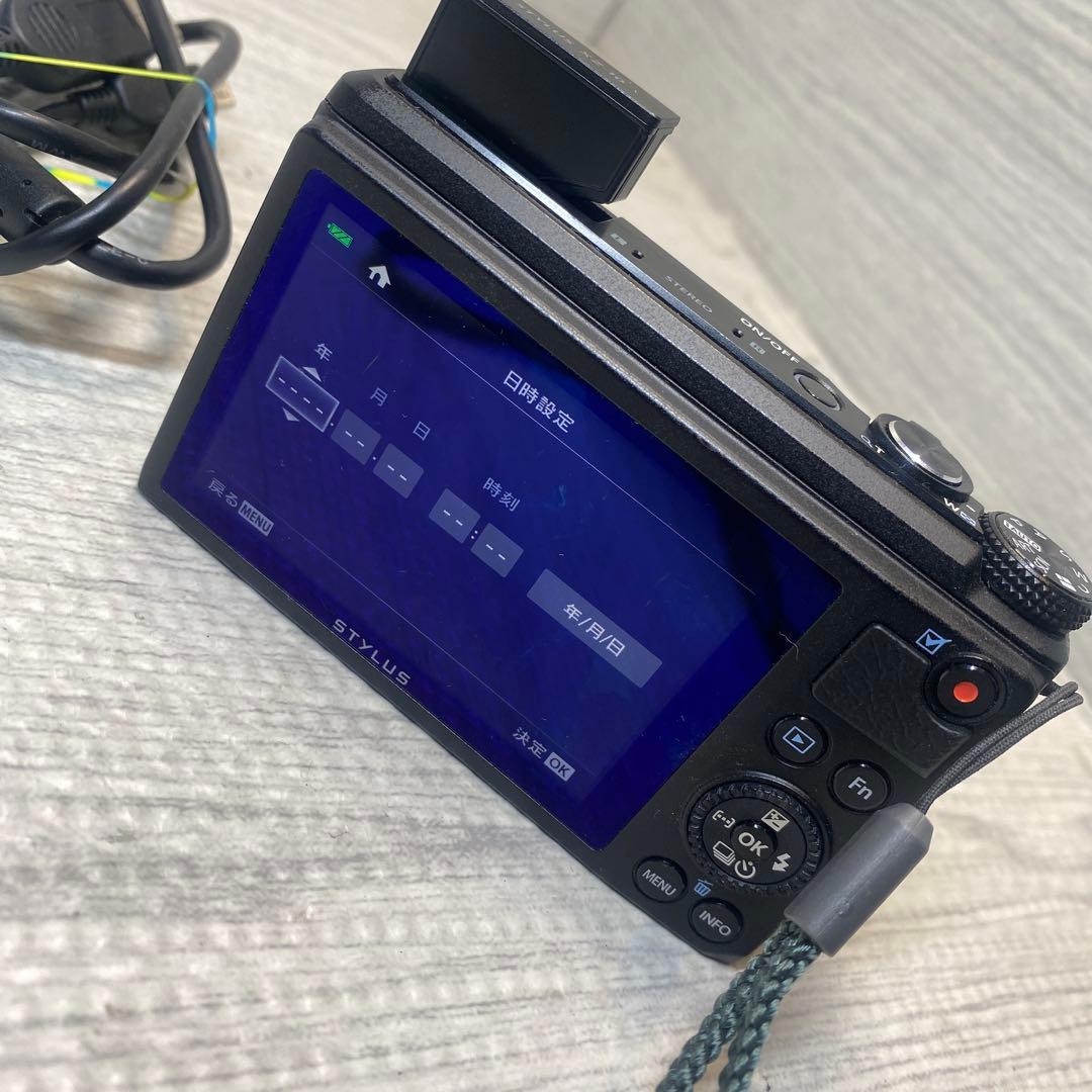OLYMPUS オリンパス　デジタルカメラ STYLUS XZ-10 コンデジ