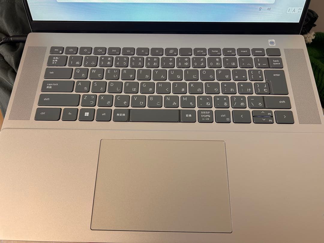 DELL Inspiron 16 動作確認済み