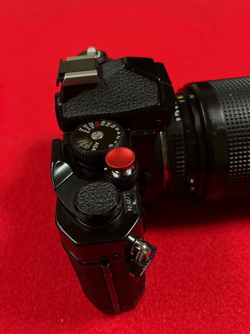 衝撃 これが極上品 FM ブラック ＯＨ済み70-210mmズ-ム付き