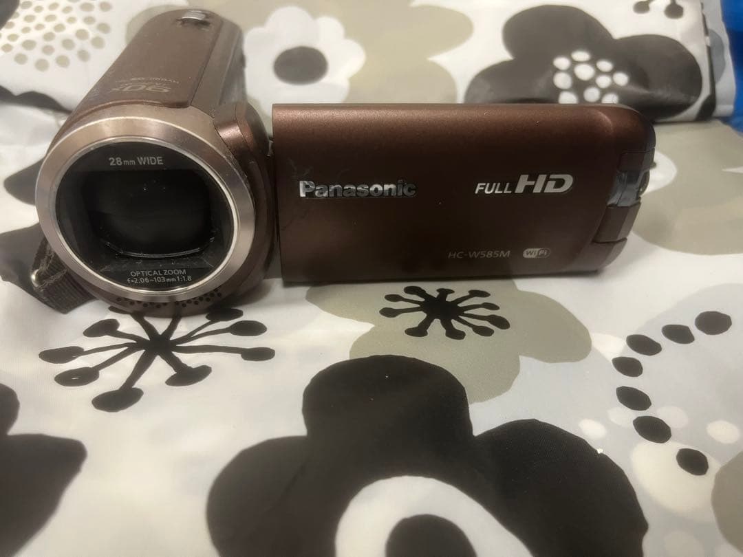 M*a様 Panasonic HC-V130M ビデオカメラ 本体 ブラウン