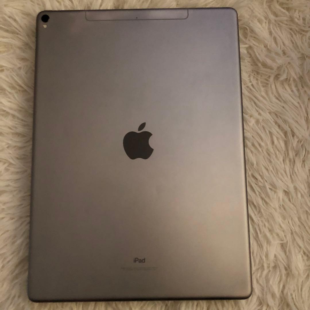 【完動品】iPad Pro 12.9 第2世代 64GB SIMフリー 即発送