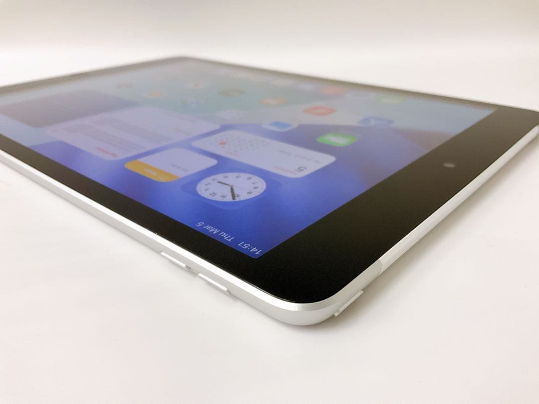 【美品・BT96％】iPad 第9世代 64GB Cellularモデル シルバ