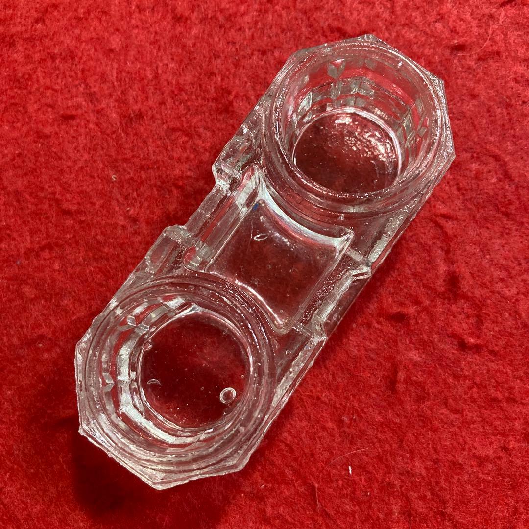 昭和レトロ　プレスガラスインク瓶３個　（極美品）