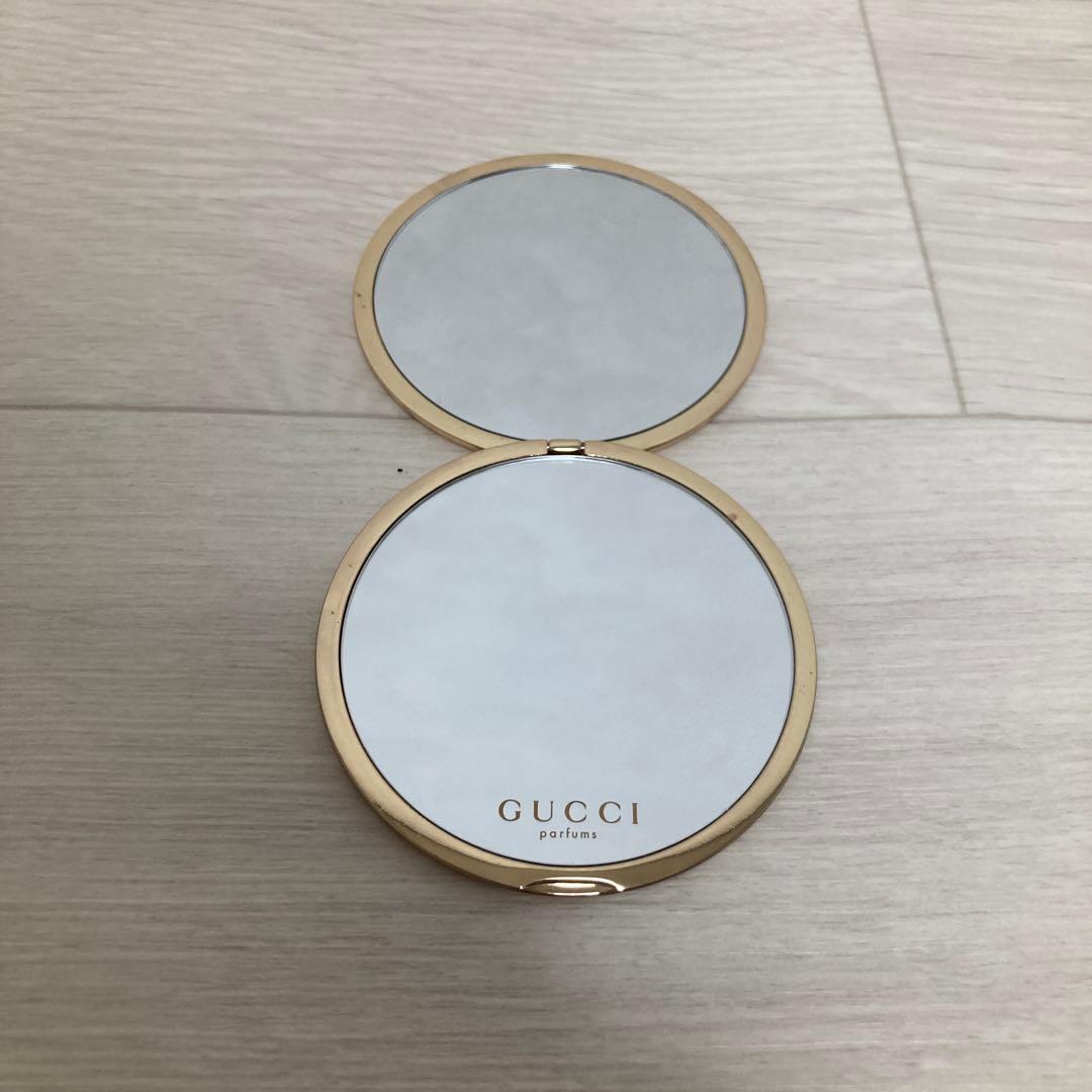 GUCCI GGパターン 携帯用ミラー手鏡