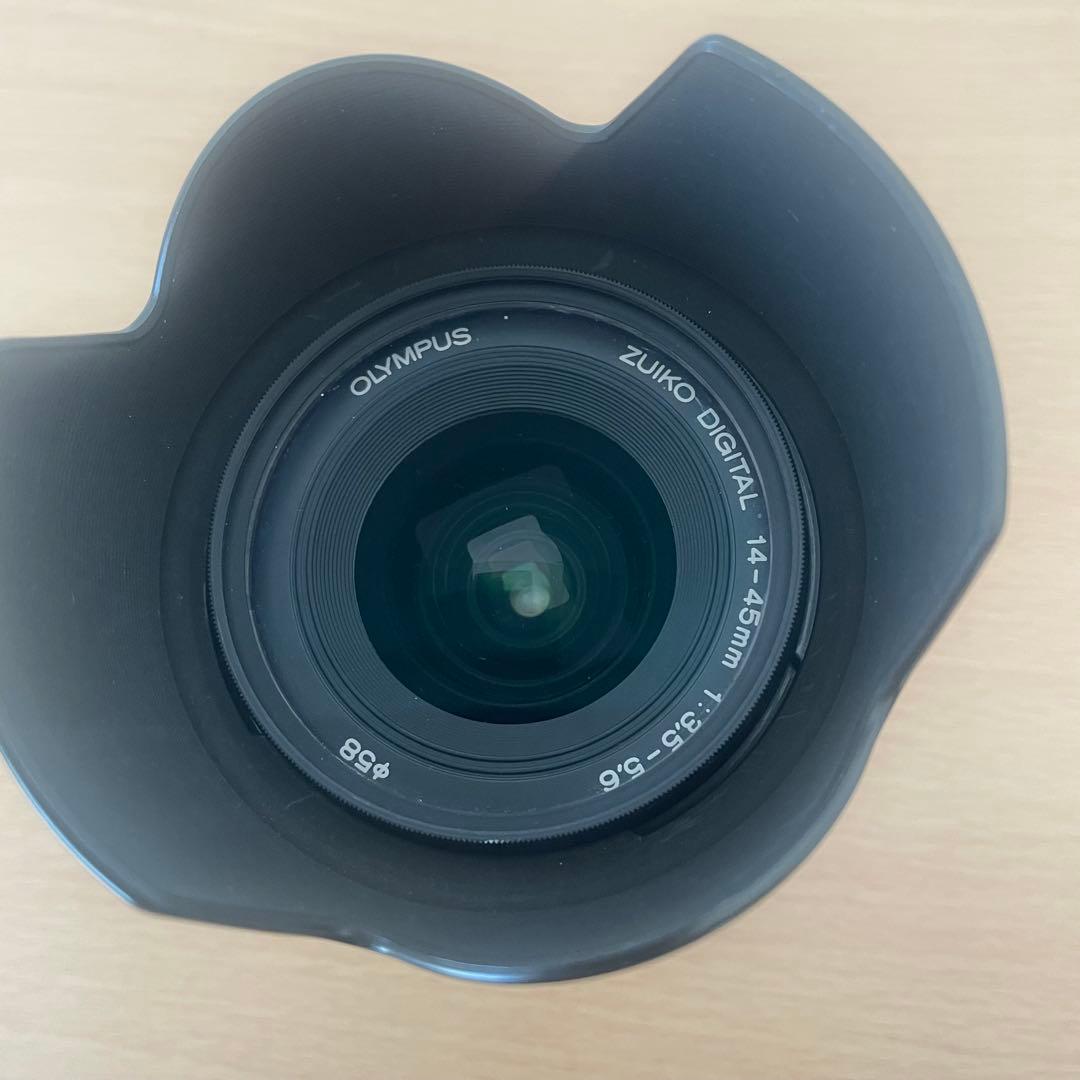 オリンパス　E-300 一眼 デジタルカメラ ズームレンズセット