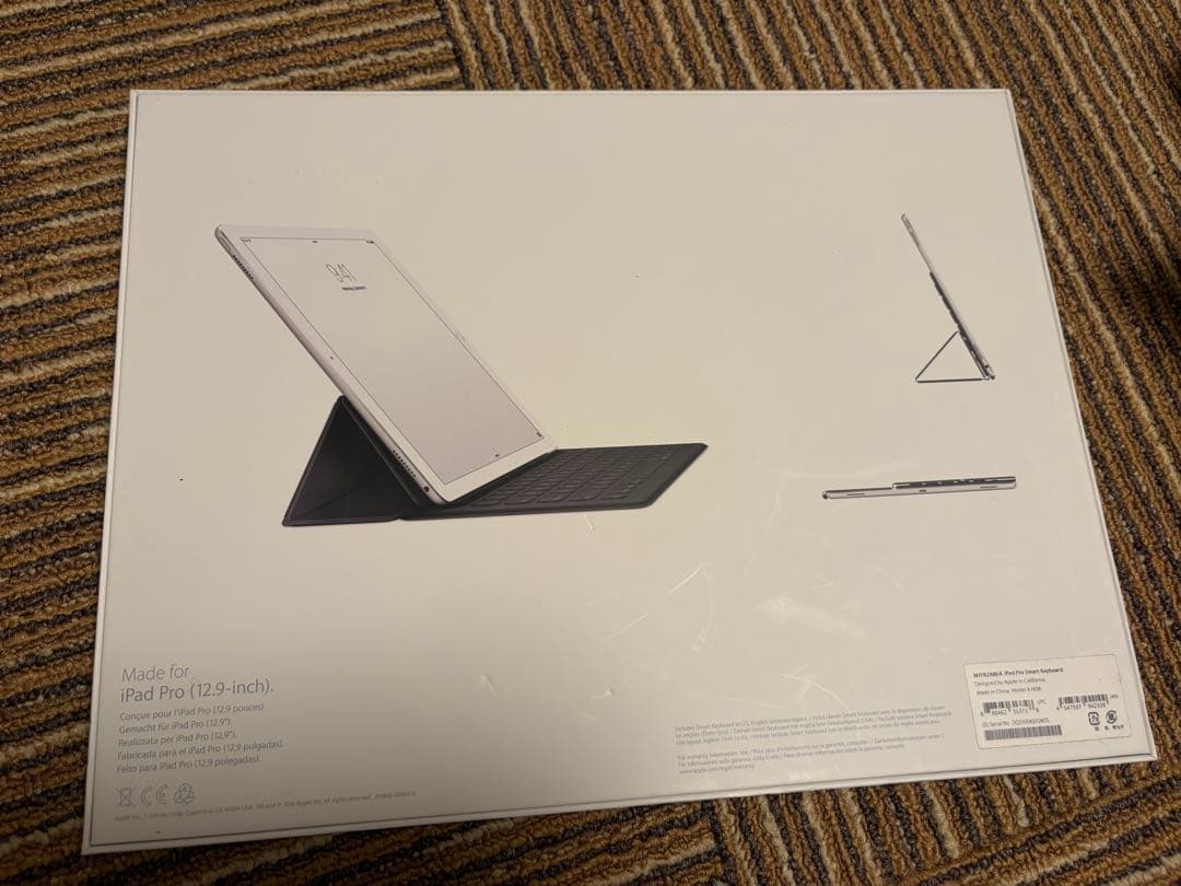 【美品】 Apple12.9インチiPadPro用 スマートキーボードA1636