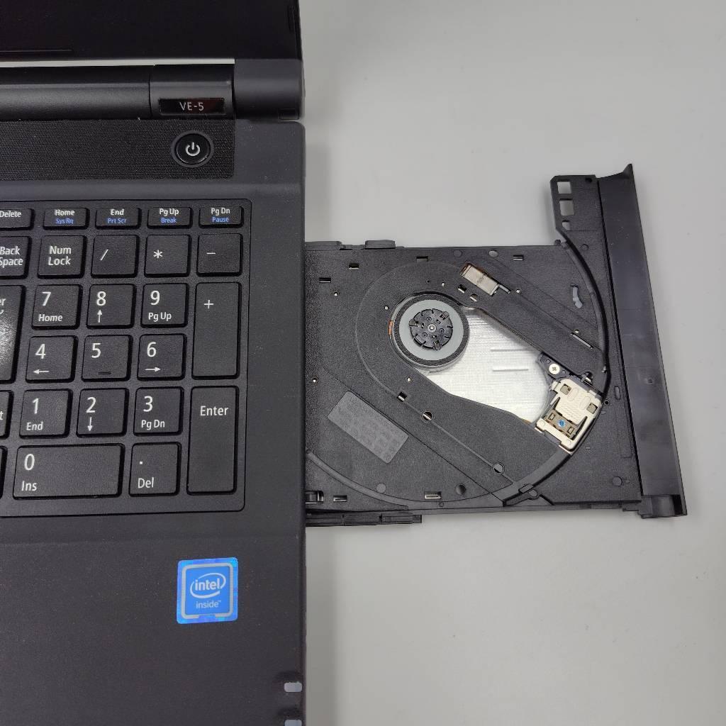 NEC　第7世代Celeron　SSD128G　メモリ8G　15.6インチ非光沢