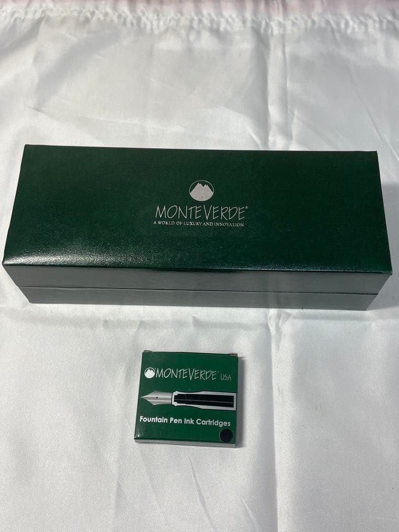 未使用　モンテベルデ(MONTEVERDE) インベンシア　万年筆　タキシード