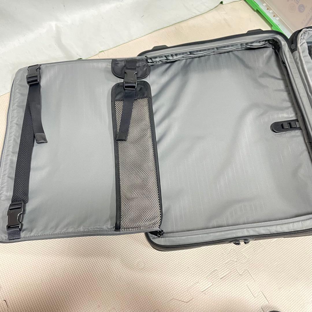 ・TUMI トゥミ 2輪スーツケース キャリーバッグ ALPHA2