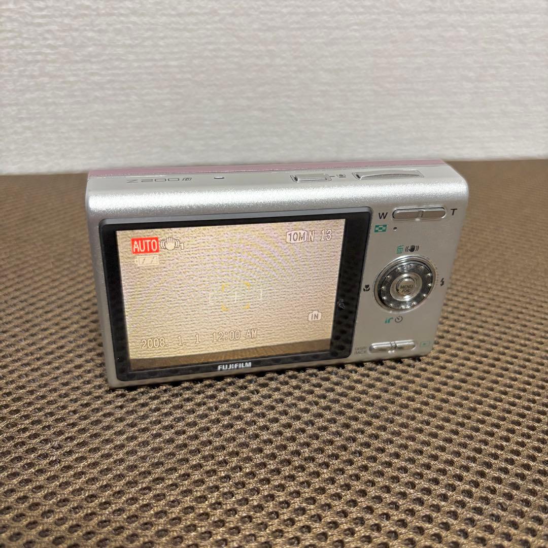 【美品】 FUJIFILM FinePix Z200fd ピンク 富士フィルム