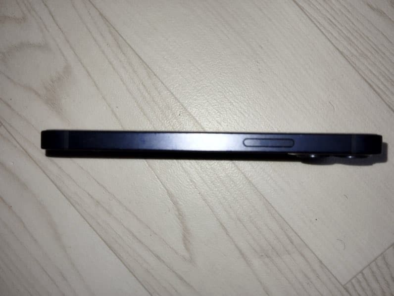 わ*ん様 iPhone 12 mini ブルー　箱付き