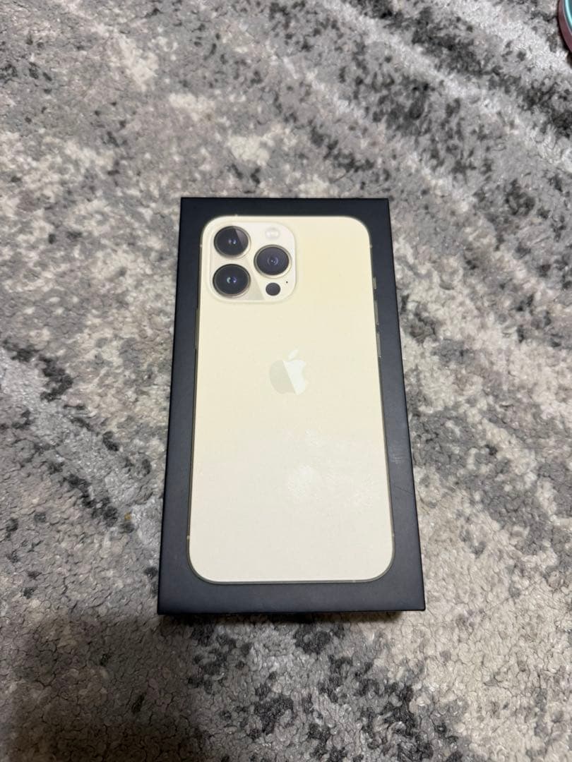 Apple iPhone 13 Pro ゴールド 本体　256GB