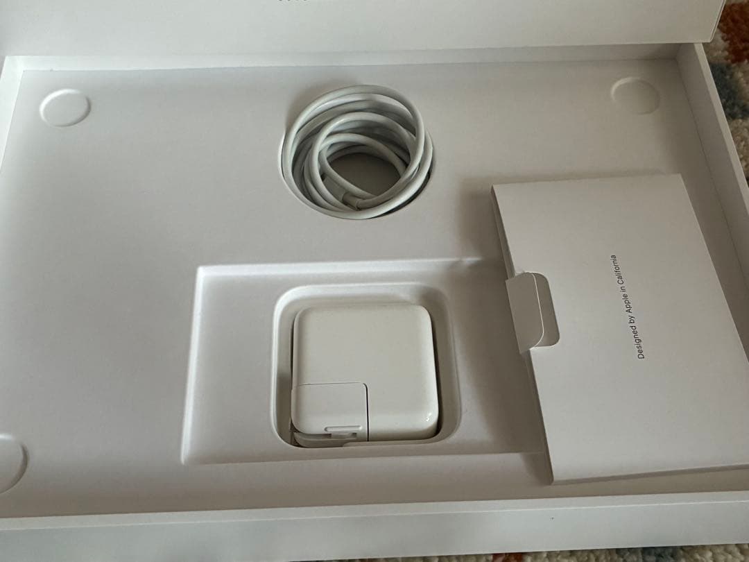 MacBook Air 2020 M1 8GB 256GB 13インチ