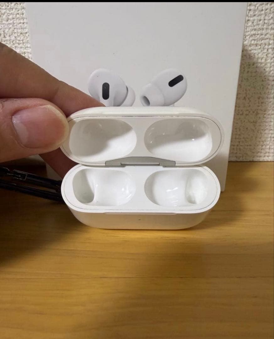 AirPods Pro 1 シリコンケース付
