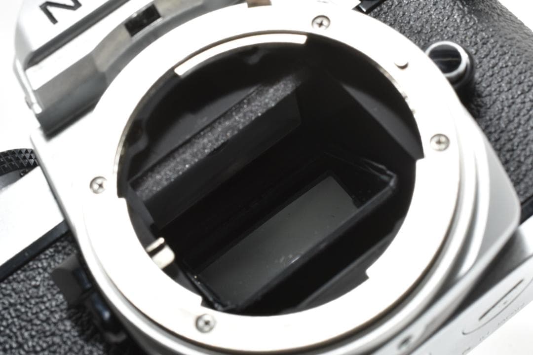 ★各部モルト張り替え済・美品★ ニコン Nikon FM ボディ #21364