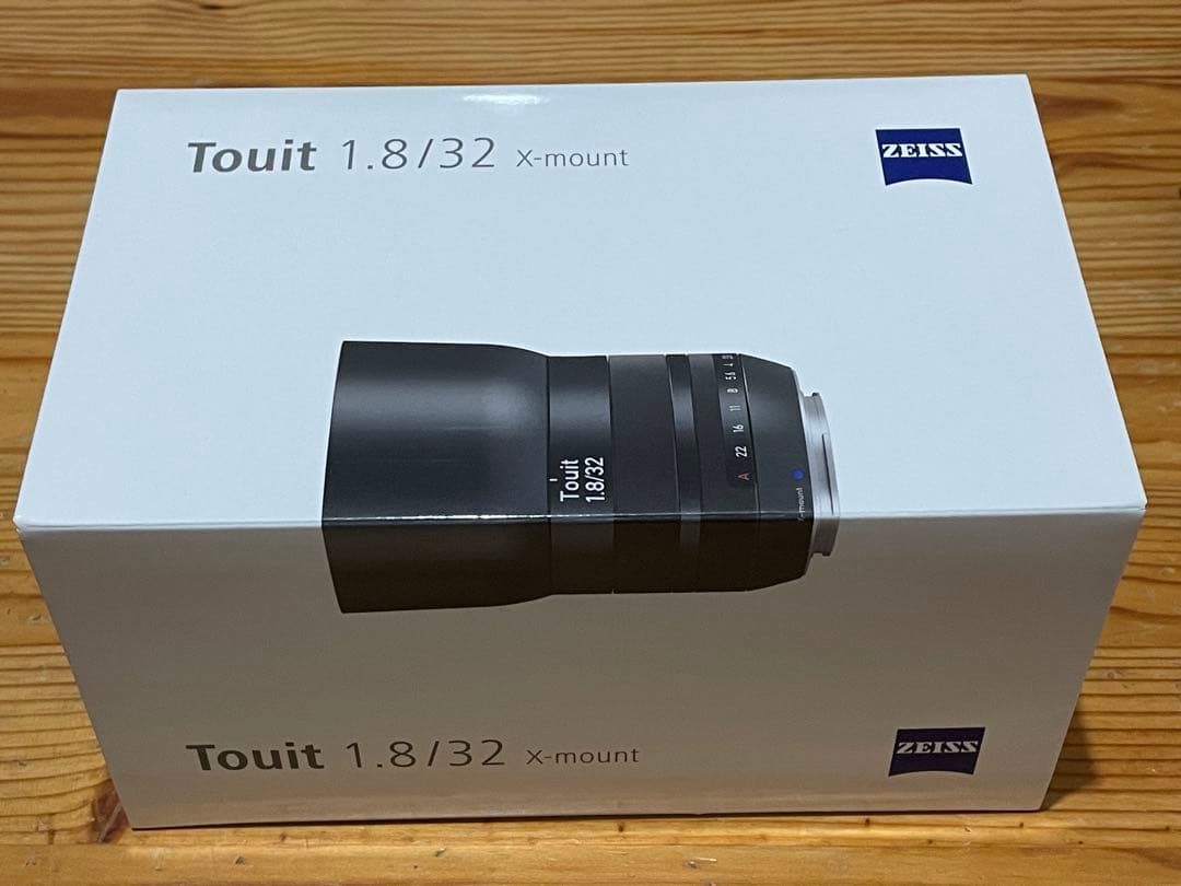 ZEISS ツァイス Touit 1.8/32 フジフイルム X-mount
