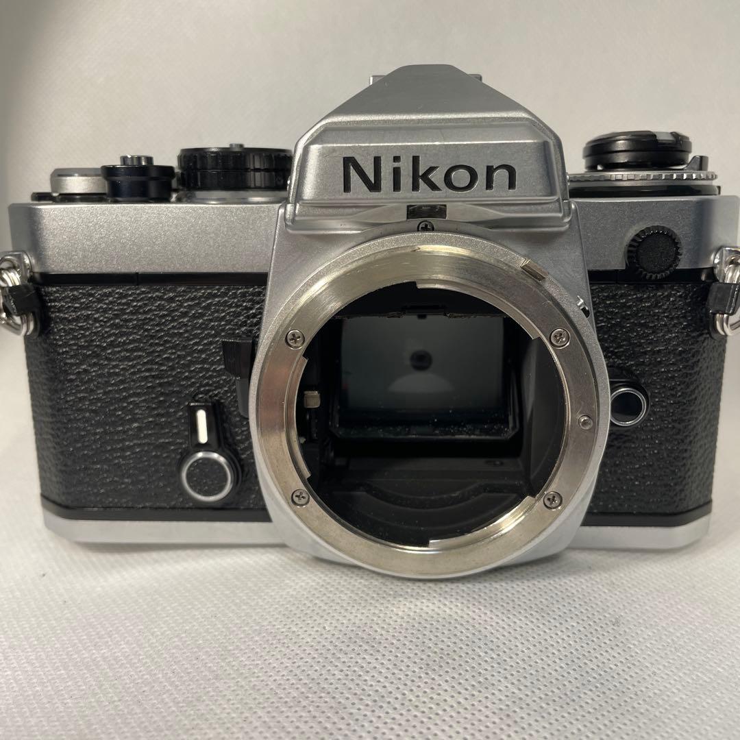 ニコン　FE