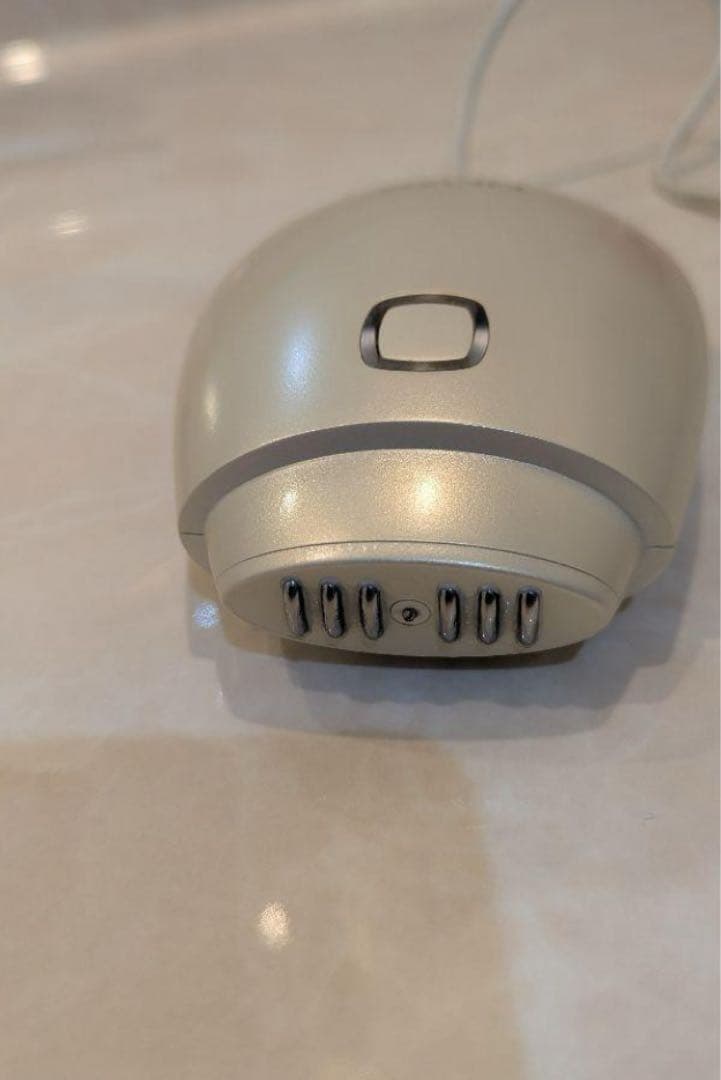 NEWAリフト 美顔器 シャンパンゴールド
