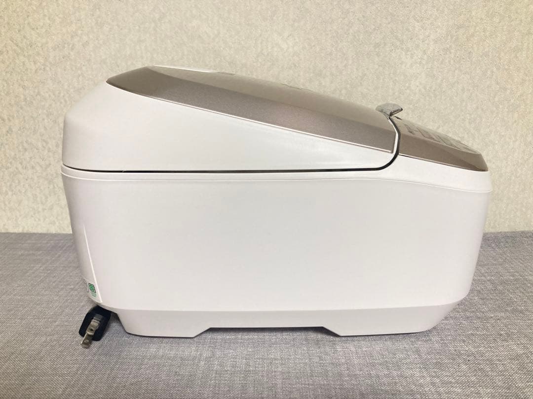 日立 IHジャー炊飯器 シャイニーホワイト RZ-TS105M HITACHI