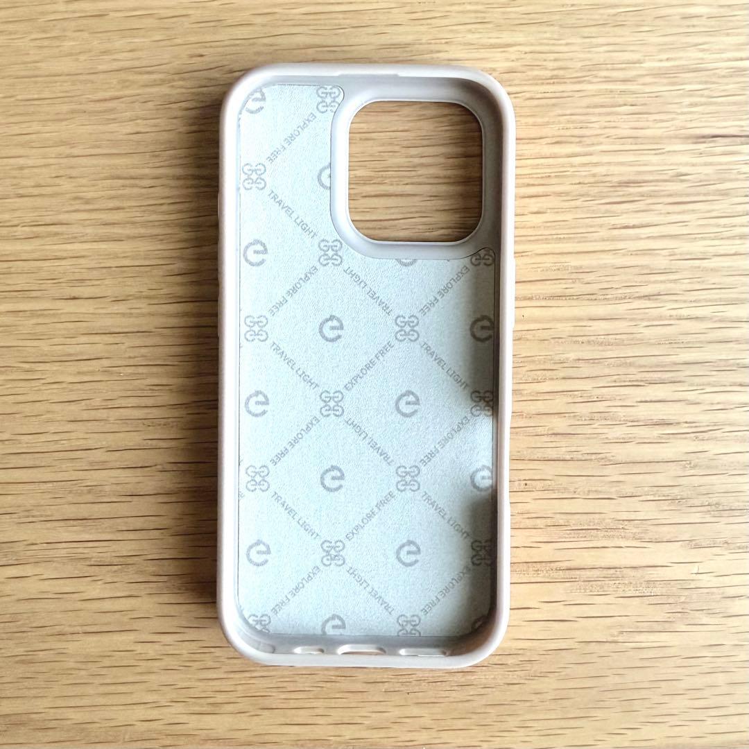 CUSTYP iPhone１６pro ケースセット　ベージュ　新品