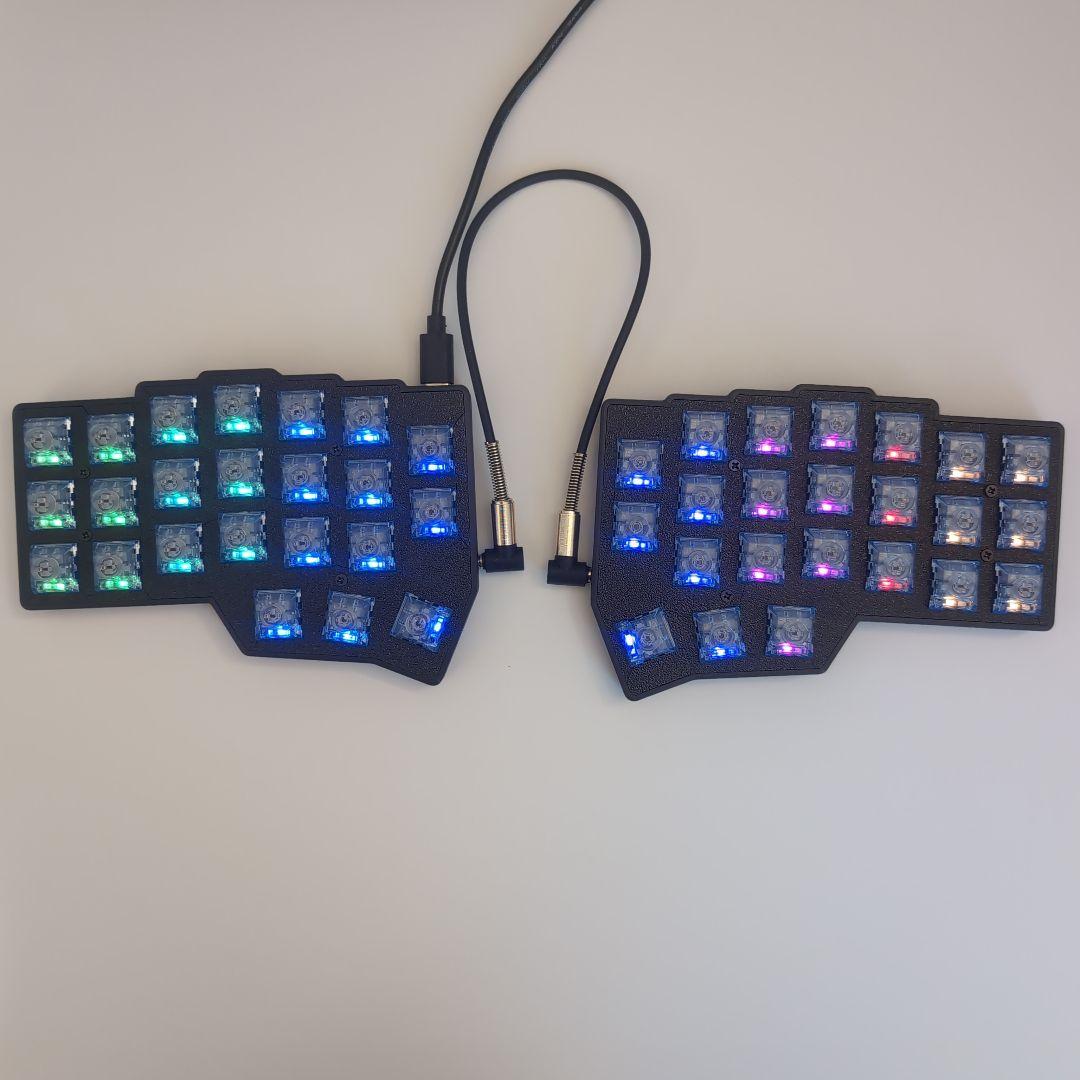 Corne V4 分割型キーボード Kailh Deepsea Silent