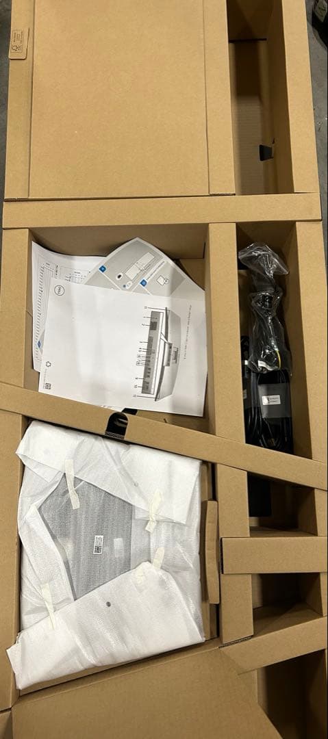 Dell デジタル ハイエンド シリーズ 49 曲面 モニター