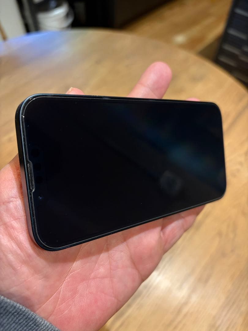 【即日配送】iPhone 14ミッドナイト128g SIMフリーバッテリー81%
