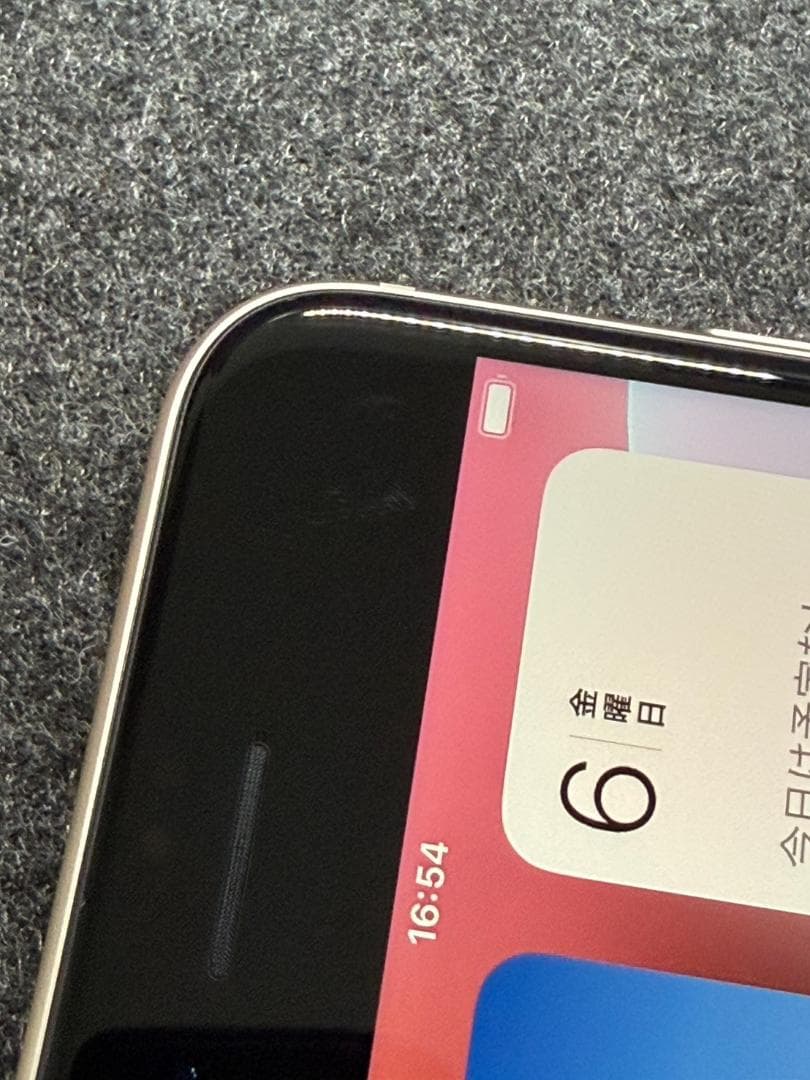 iPhone SE 第3世代 MMYD3J/A SIMフリー 充電100%