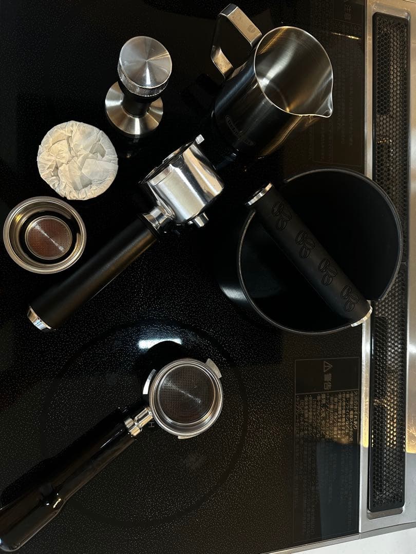 DeLonghi デディカ　アルテ　エスプレッソ　カプチーノメーカー