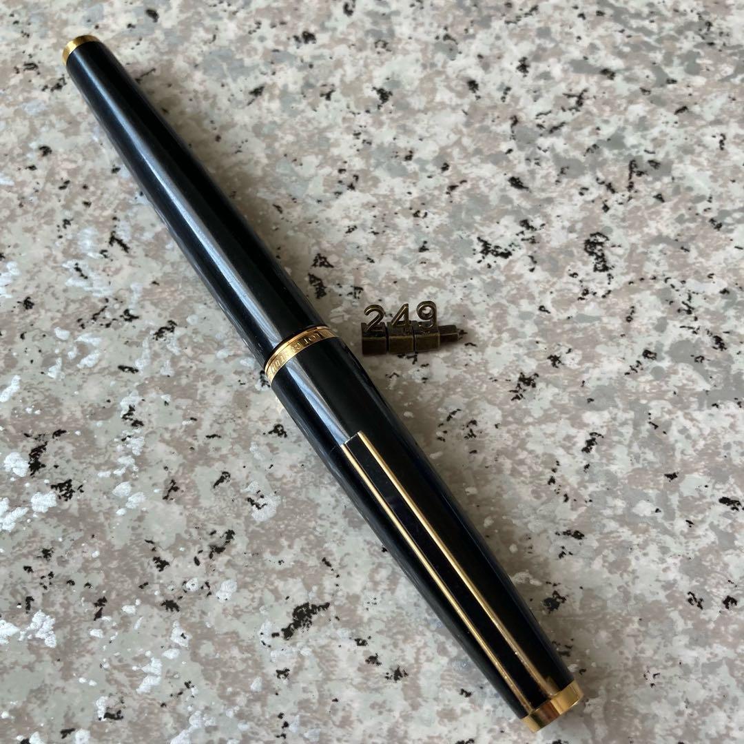 #249 オーバーホール済み パイロット PILOT カスタム 18k