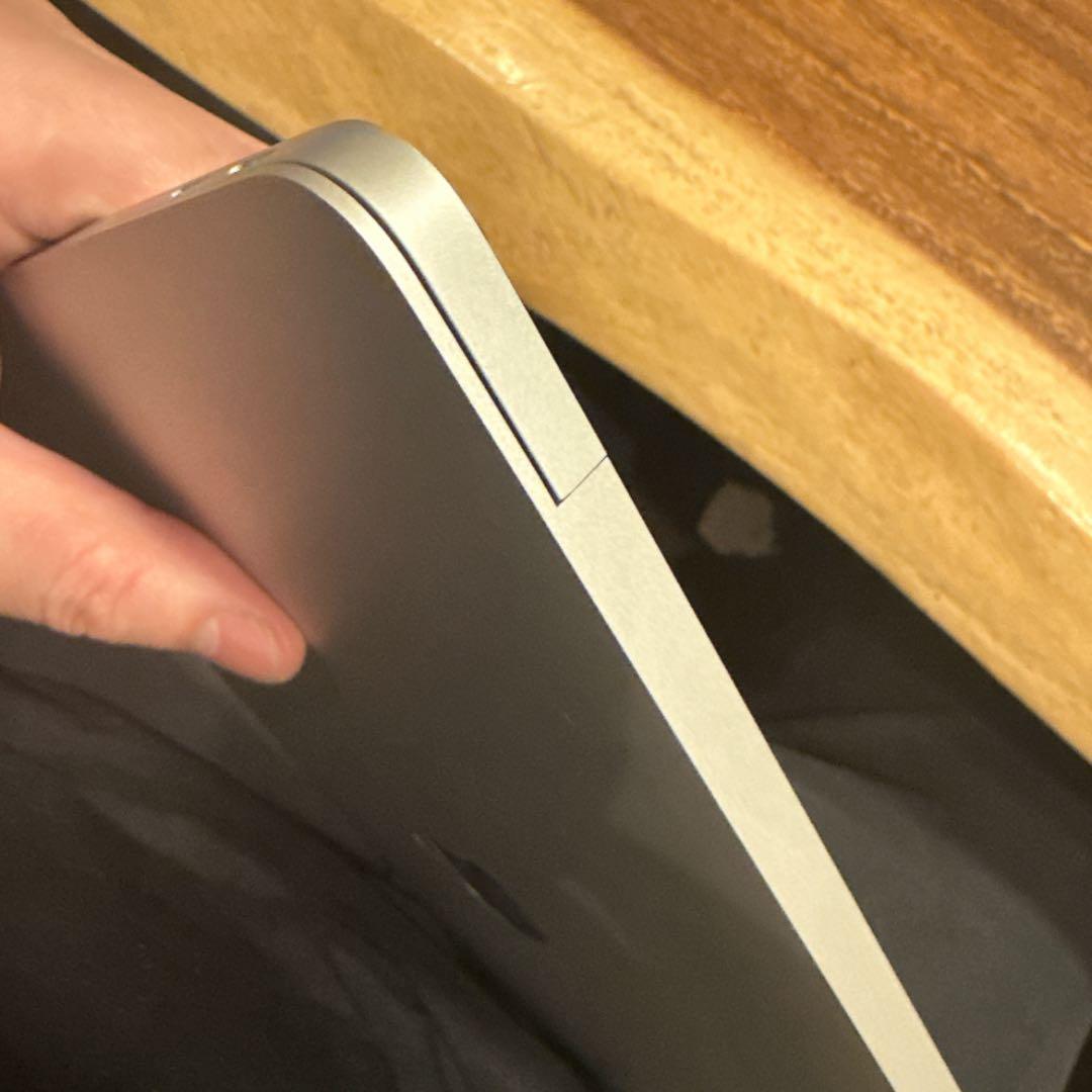 MacBook Air 2020 i5/8GB/512GB 動作良好 美品