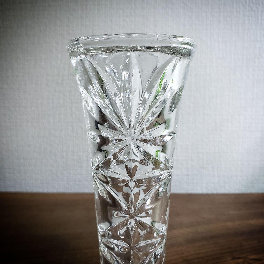 ガラス 一輪挿し 昭和レトロ アンティーク プレスガラス 花瓶 フラワーベース