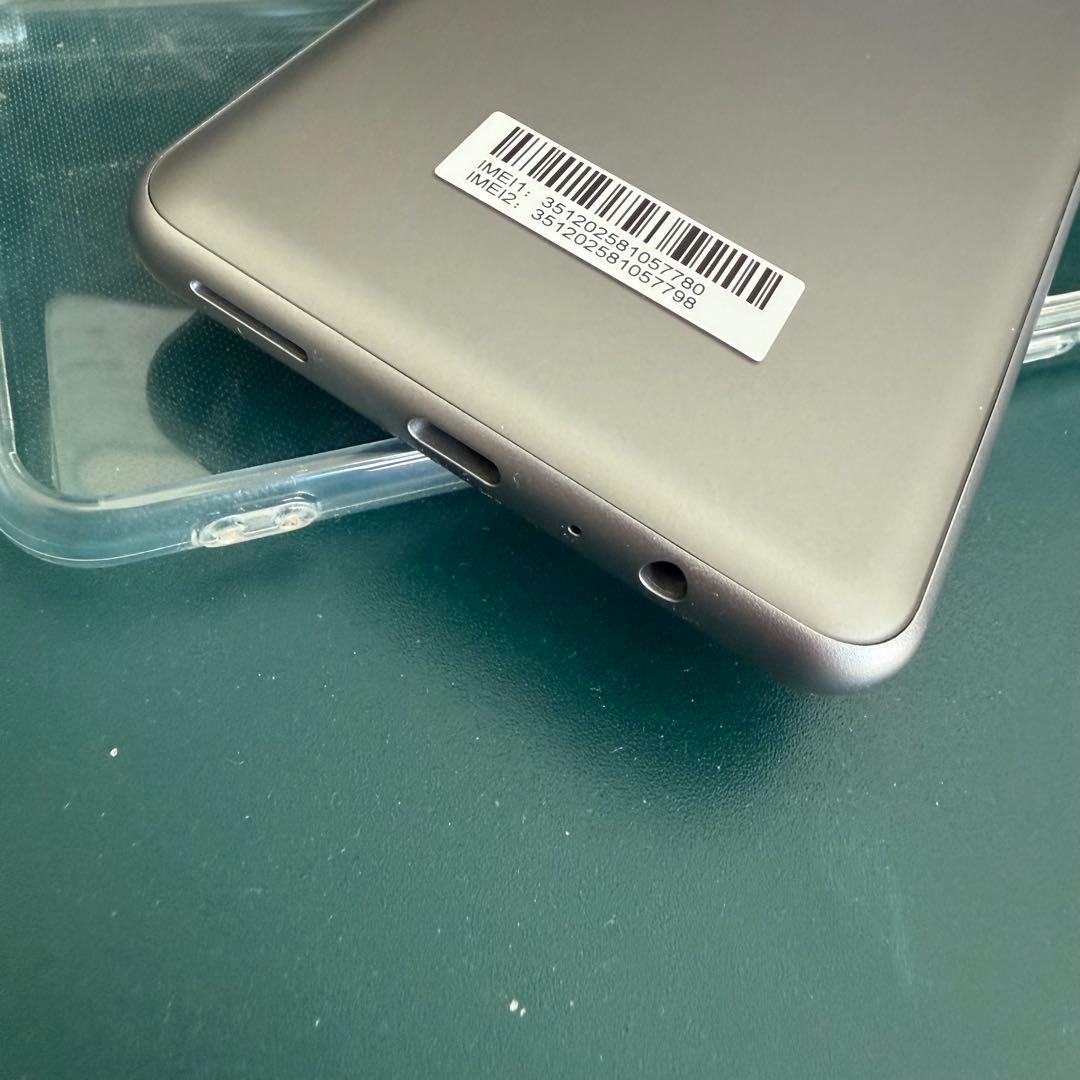 ほぼ新品 arrows we2 plus グレー