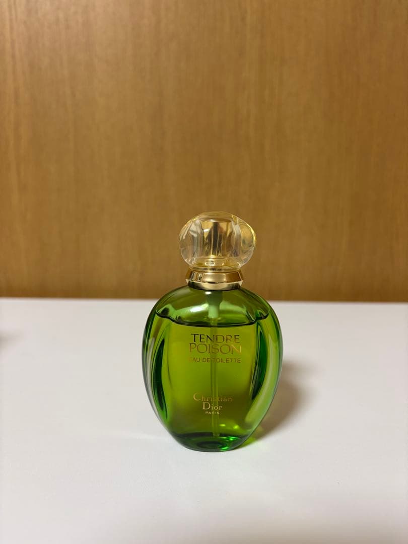クリスチャンディオール タンドゥル プワゾン オードトワレ 香水 50ml